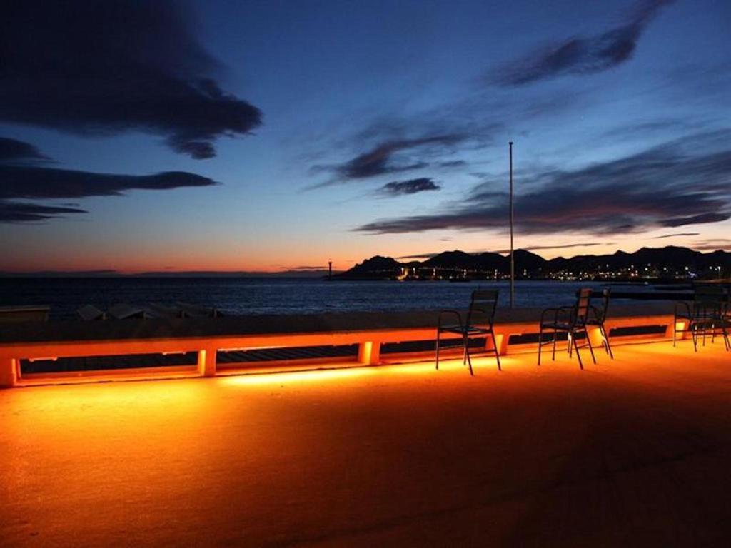 Cannes Front Beach Pools Apartment מראה חיצוני תמונה